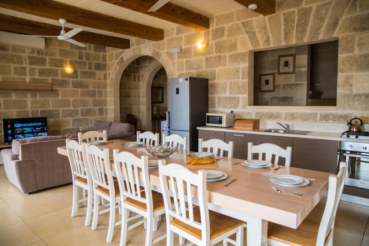 Ta' Peppi Villa Sannat Exterior foto