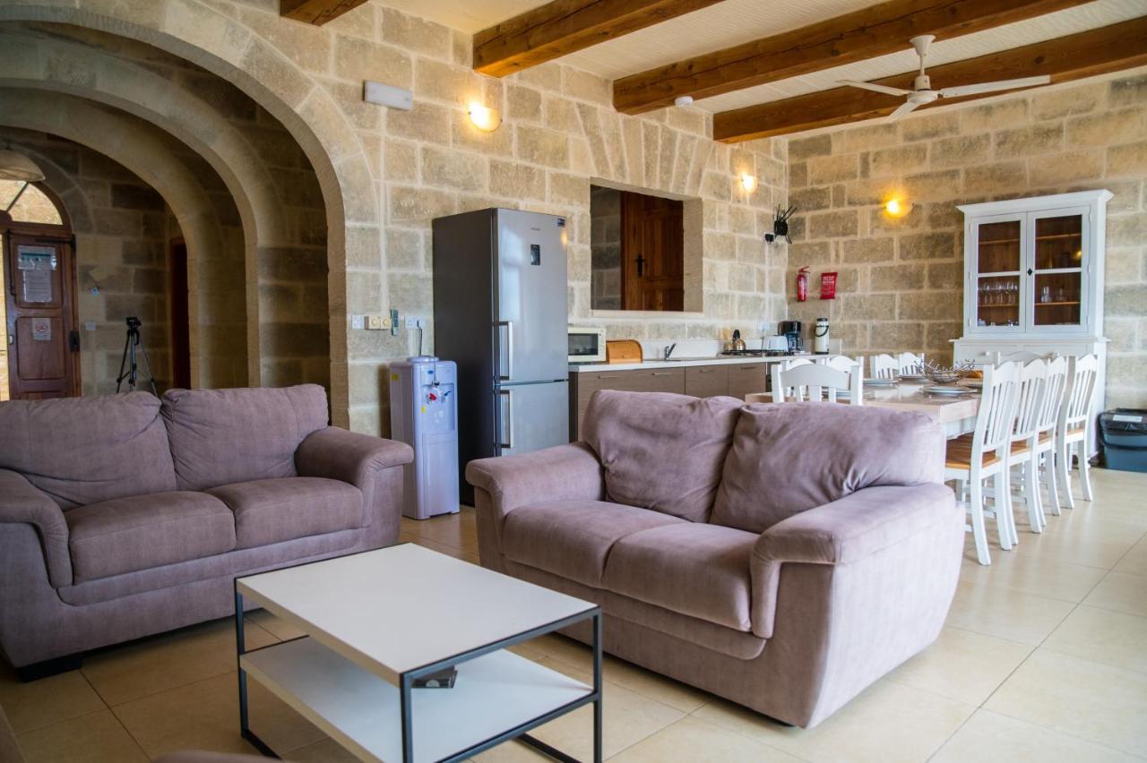 Ta' Peppi Villa Sannat Exterior foto